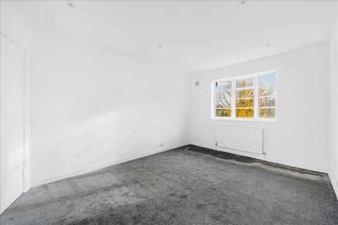 undefined, Queens Keep, Twickenham TW1
