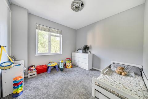 2 bedroom maisonette for sale, Ladygrove Drive, Surrey GU4