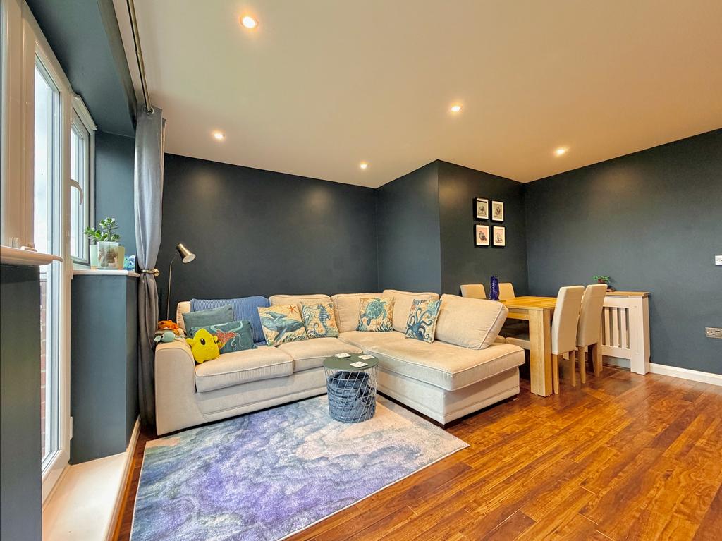 Living/Dining Room