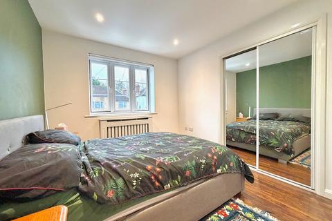 2 bedroom apartment for sale, Devon Road, Watford, WD24