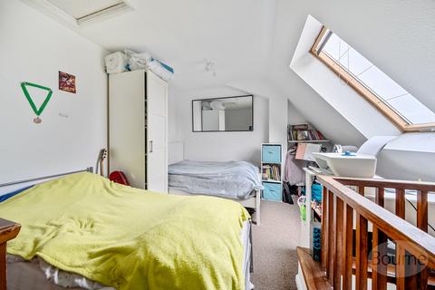 undefined, Hodgson Gardens, Guildford, Surrey, GU4