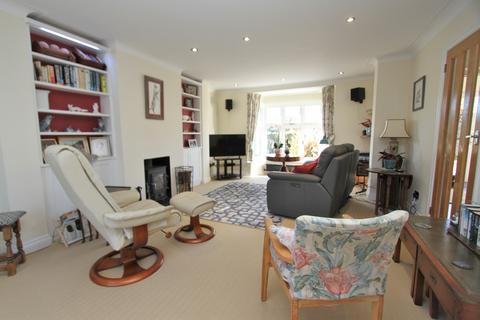 4 bedroom detached house for sale, Wenthill Close, East Dean BN20