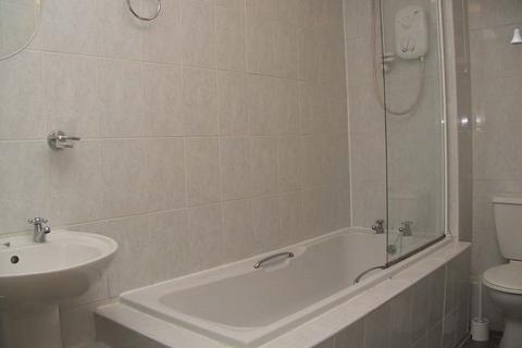 1 bedroom flat to rent, Tower House, City Centre,