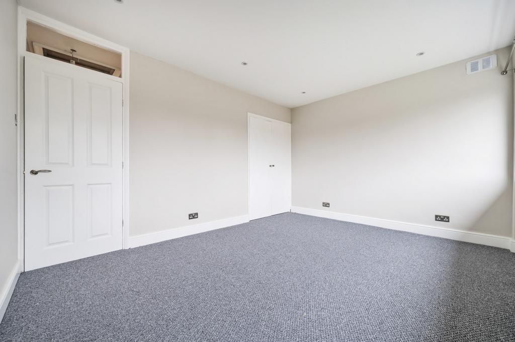Bedroom (2)