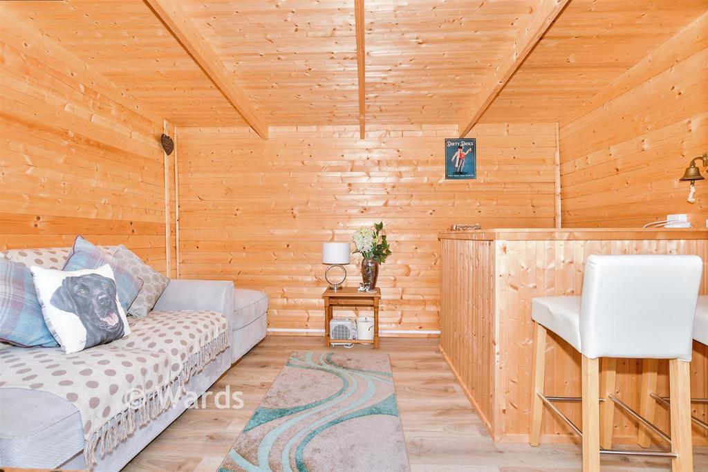 Workshop/Outbuildings
