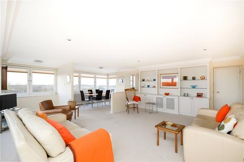 2 bedroom flat for sale, Burghley House, Somerset Road, SW19