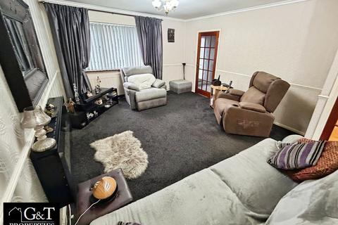 3 bedroom end of terrace house for sale, Cherry Orchard, Cradley Heath