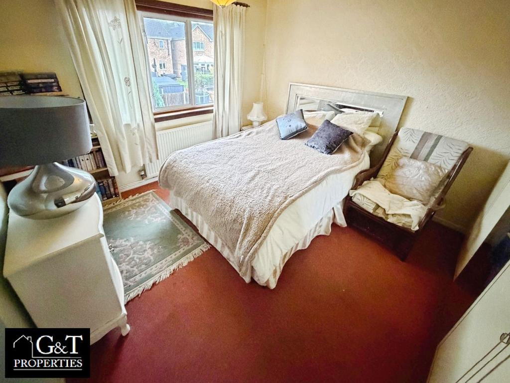 Second bedroom