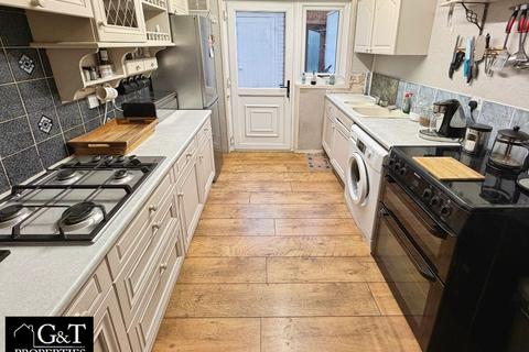 3 bedroom end of terrace house for sale, Cherry Orchard, Cradley Heath