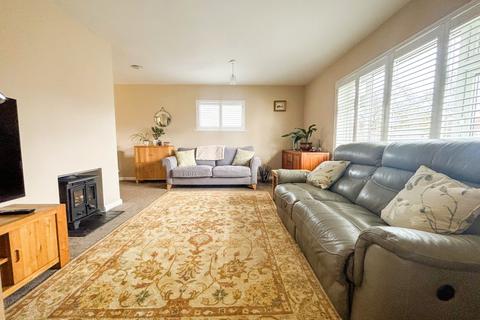 undefined, Kingsway, Mark, Highbridge, Somerset, TA9