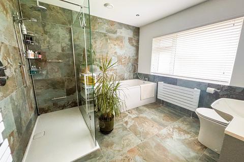 undefined, Kingsway, Mark, Highbridge, Somerset, TA9