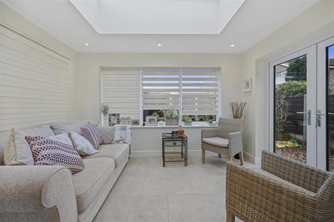 undefined, Warburton Close, Lymm WA13