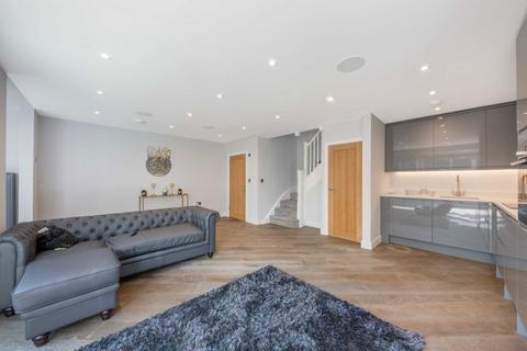 2 bedroom house to rent, Surbiton Hill Road, Surbiton KT6