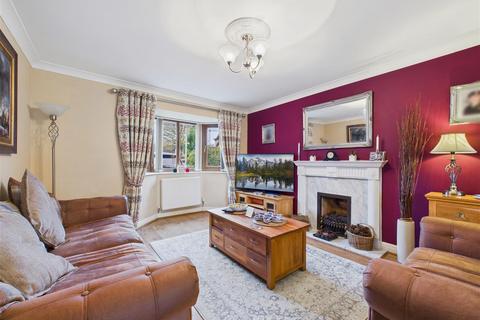 5 bedroom detached house for sale, Broadacre Park, Brough