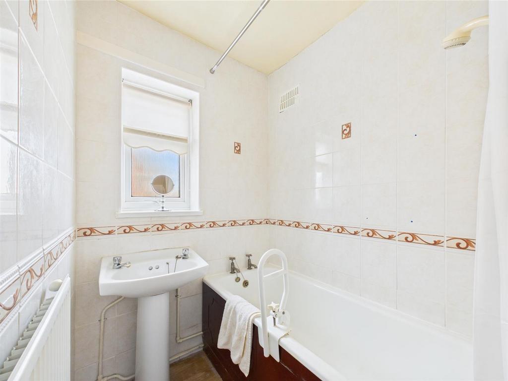 Bath.jpg