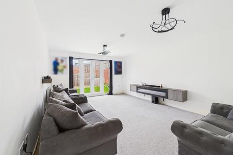 5 bedroom detached house for sale, Sessions Way, Northampton, NN5 4GT