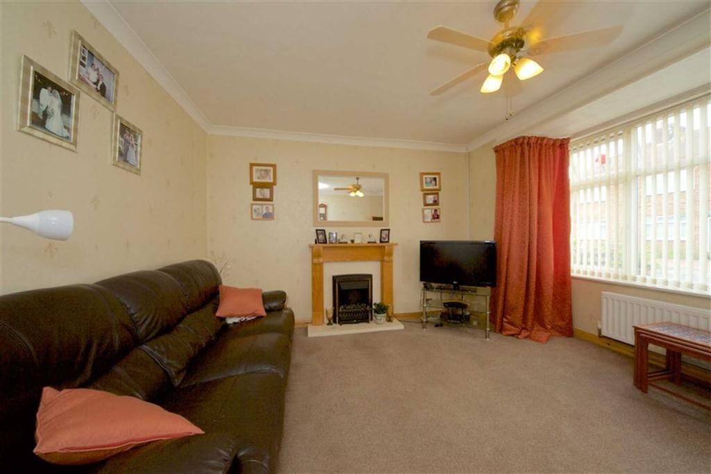 Ridgeway Drive, Dunstable, Bedfordshire, LU5 3 bed detached bungalow