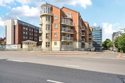 undefined, Grantley Heights, Kennet Side, Reading, RG1