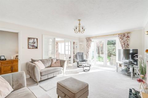 undefined, Chatsworth Drive, Rustington, Littlehampton, West Sussex, BN16