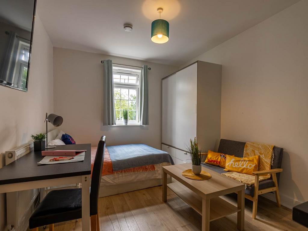5 GL-Student-Accommod