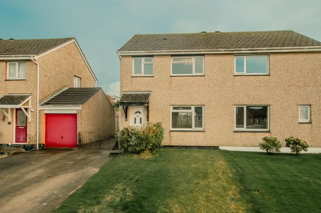 7 Kernow Close TPS Bodmin 01208 74182-19