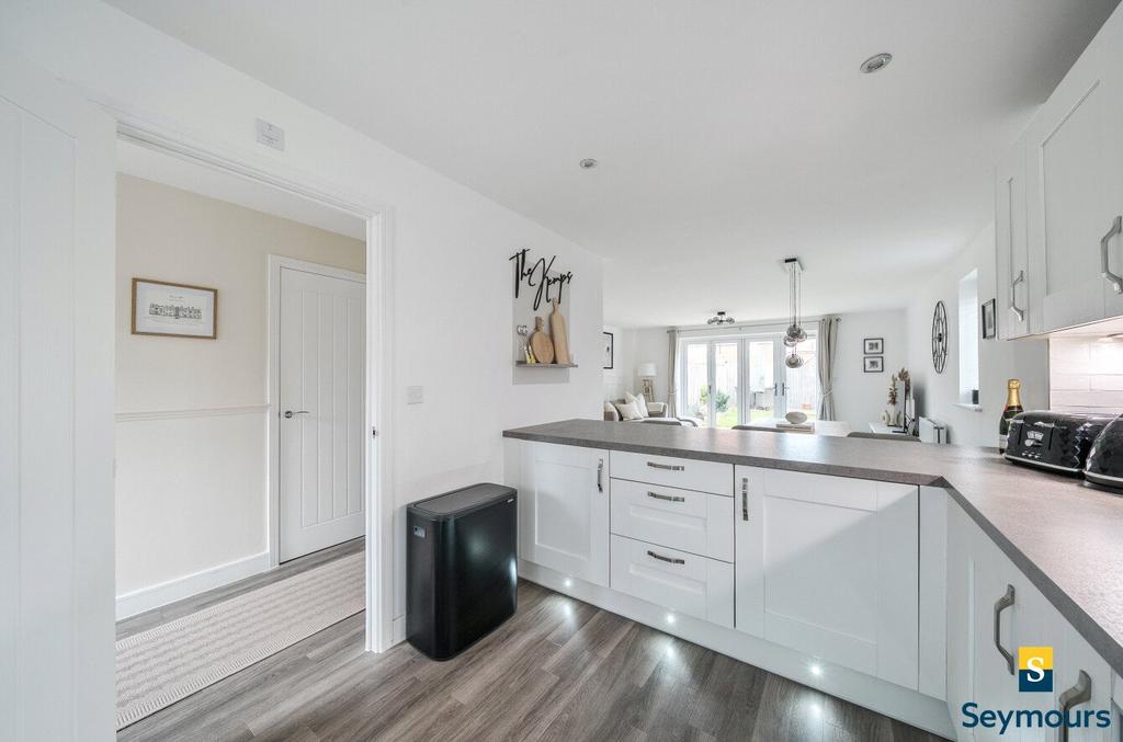 Ample Worktop Space