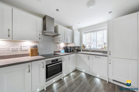 4 bedroom semi-detached house for sale, Keens Lane, Surrey GU3