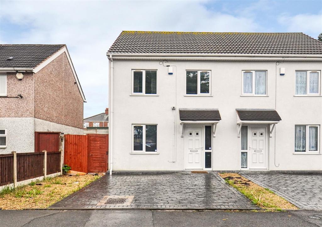 6 Wessex Road front RE.jpg