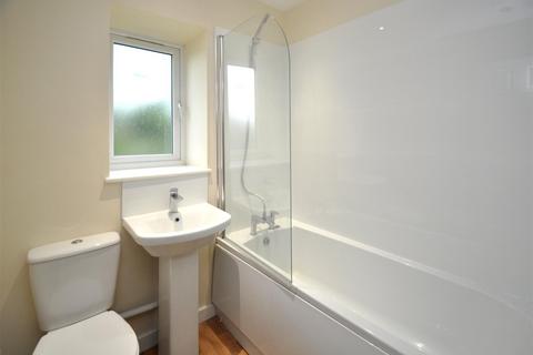 3 bedroom semi-detached house to rent, 6 Wessex Road, Parkfields, Wolverhampton