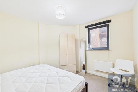 2 bedroom apartment to rent, Velocity South, City Walk, Leeds