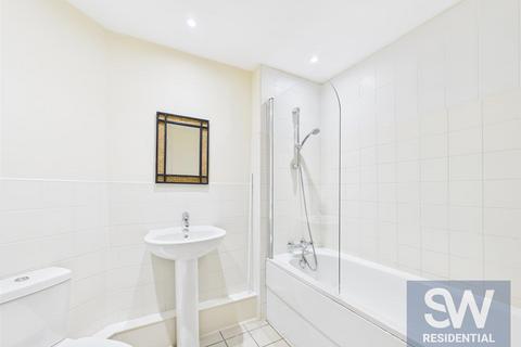 2 bedroom apartment to rent, Velocity South, City Walk, Leeds