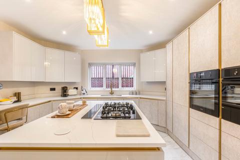 4 bedroom detached house for sale, Streetly, Sutton Coldfield, West Midlands, B74