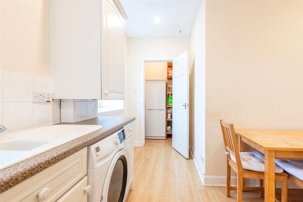 Ivory Court 21