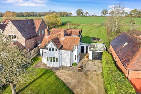 3 bedroom detached house for sale, Wolverton Fields, Norton Lindsey, Warwick