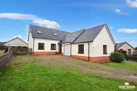 5 bedroom detached bungalow for sale, Lime Grove, Tavernspite, Whitland