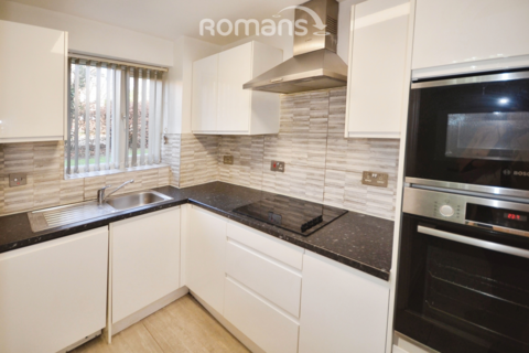 undefined, Walpole Road, Slough, SL1