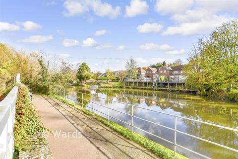 undefined, Kingfisher Meadow, Maidstone, Kent