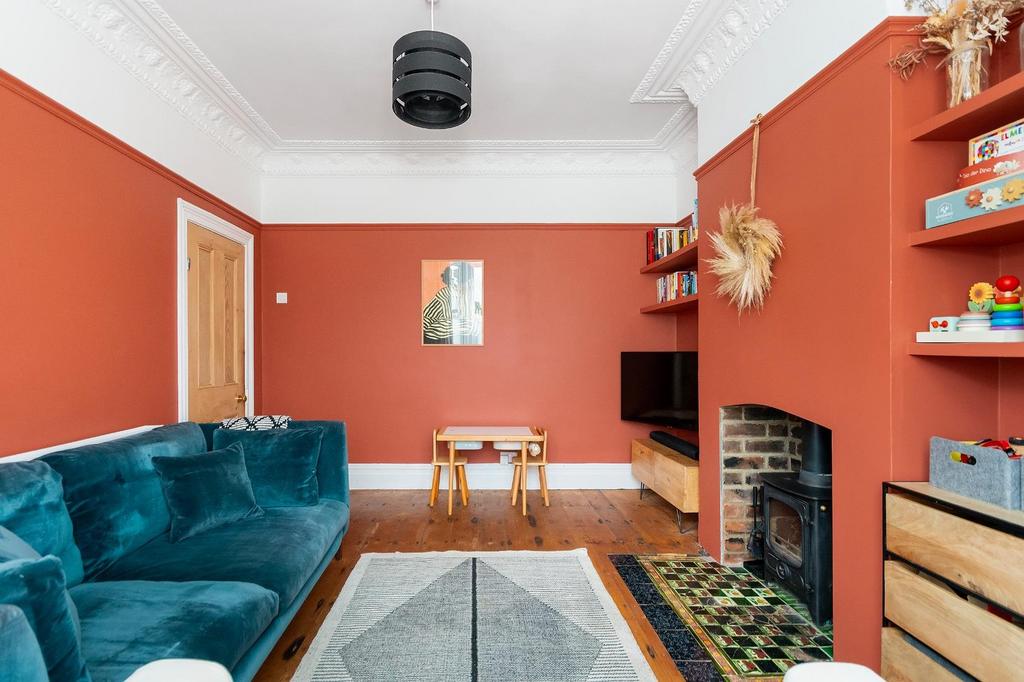 8 V8 ARD - Living Room B.jpg