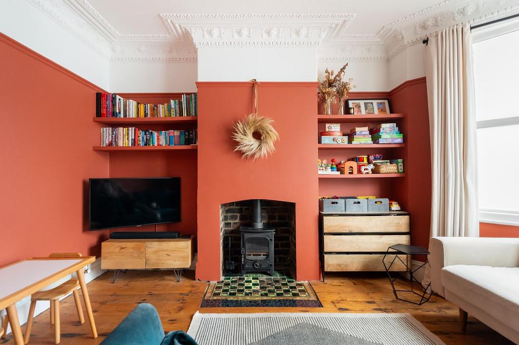8 V8 ARD - Living Room A.jpg