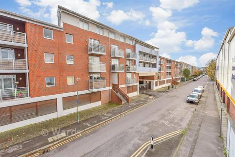 1 bedroom apartment for sale, Kingfisher Meadow, Maidstone ME16