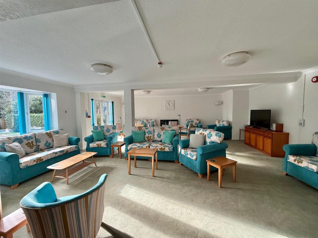 Communal lounge.jpg