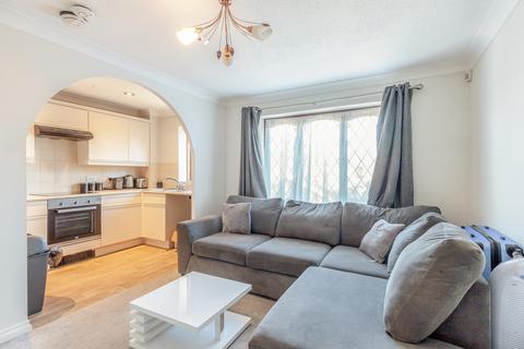 1 bedroom maisonette for sale, Bennison Drive, Harold Wood, RM3