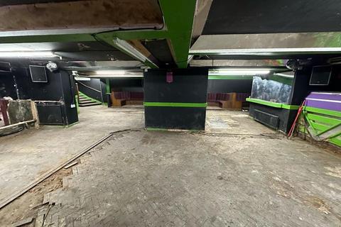 Retail property (high street) to rent, 113-115 Seaside Rd Eastbourne BN21 3PH