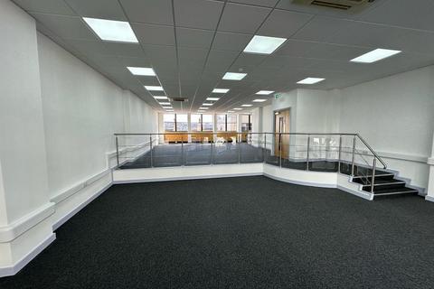 Office to rent, 96-99 Queens Rd Brighton BN1 3XE