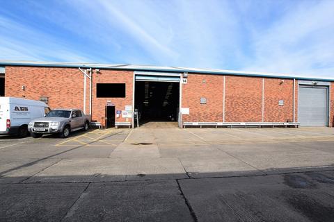 Distribution warehouse to rent, 12-26 Burnbank Rd Falkirk FK2 7PE