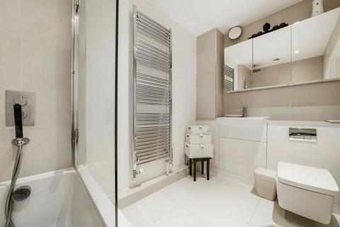 3 bedroom apartment for sale, Wilkinson Close, London NW2