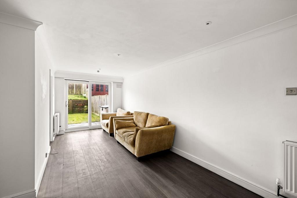 Living/dining room