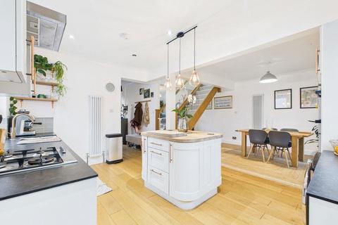 3 bedroom semi-detached house for sale, Abbots Way, Lancing, BN15 9DH