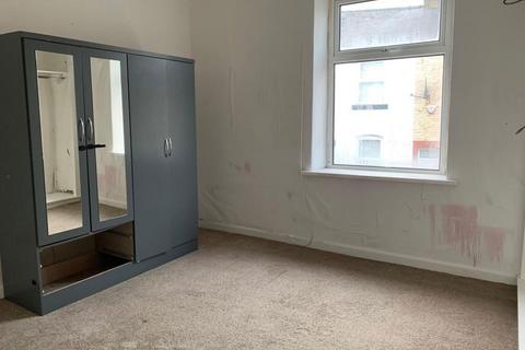 2 bedroom terraced house to rent, Dall Street, Burnley