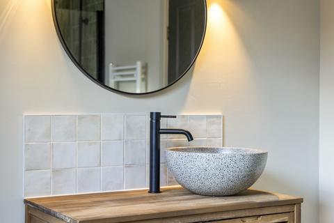 2 bedroom flat to rent, Fourth Avenue, Hove BN3
